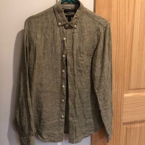 Banana Republic Linen Button Down Shirt